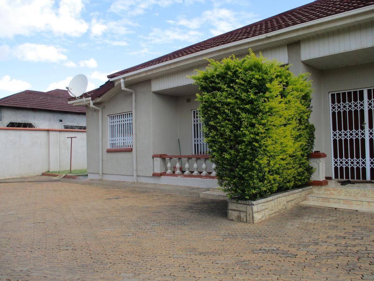 Avon Apartments Lilongüe Exterior foto
