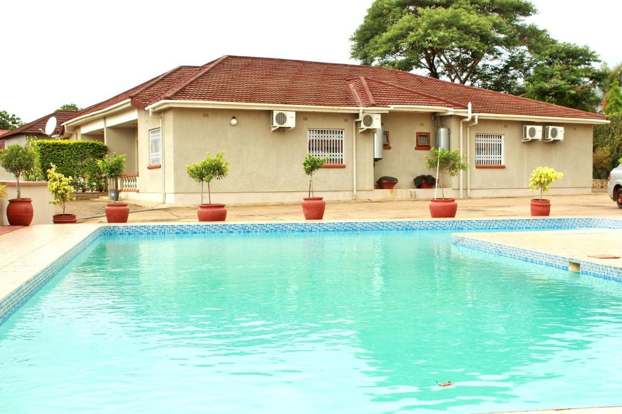 Avon Apartments Lilongüe Exterior foto